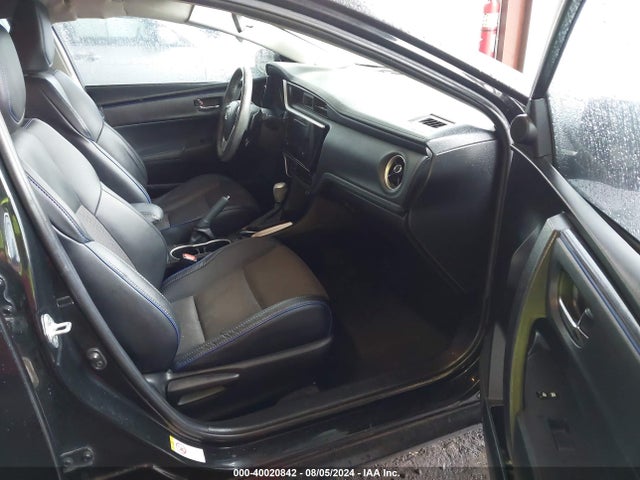 Toyota COROLLA SE 2018 5YFBURHE5JP767092 Image 5
