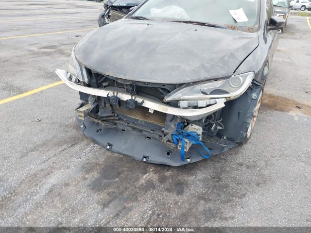 1C3CCCAB3GN116994 Chrysler 200 Limited