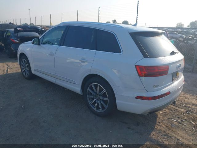 2019 AUDI Q7 WA1LAAF76KD048368 Photo 2