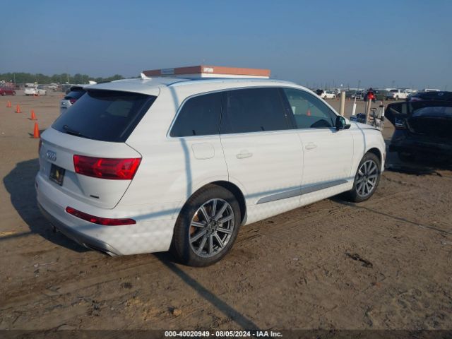 2019 AUDI Q7 WA1LAAF76KD048368 Photo 3