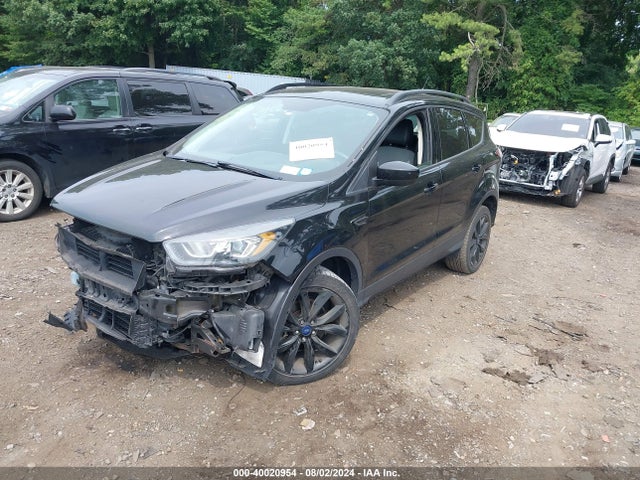 Ford ESCAPE SE 2017 1FMCU9GD7HUE61825 Image 2