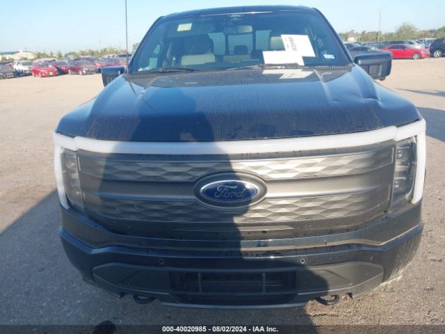 1FTVW1EL5NWG15421 Ford F-150 Lightning Lariat
