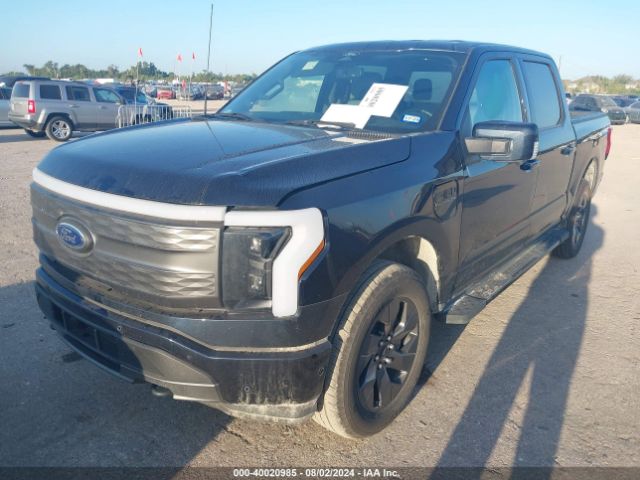 1FTVW1EL5NWG15421 Ford F-150 Lightning Lariat