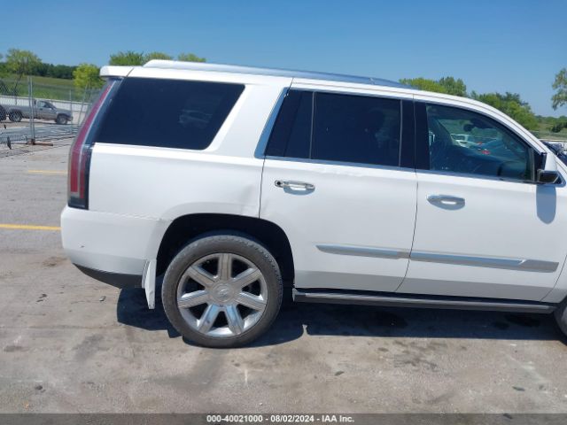 1GYS4CKJ1JR276246 Cadillac Escalade Premium Luxury