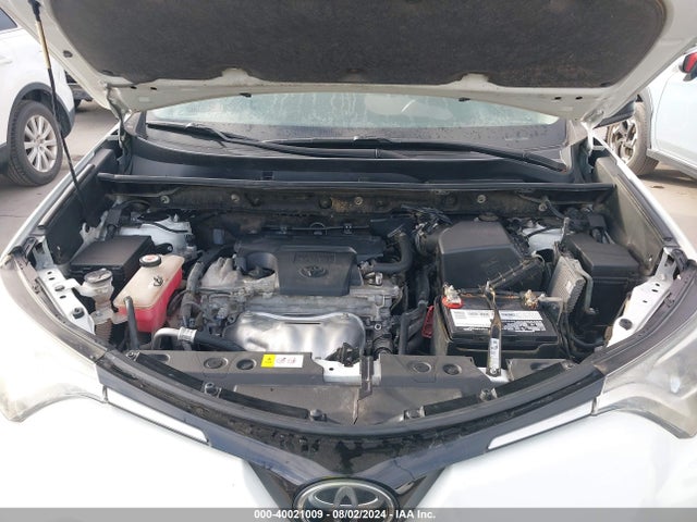 Toyota RAV4 LE 2017 JTMZFREV8HJ124876 Image 10