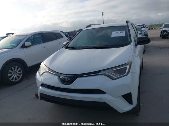 Toyota RAV4 LE 2017 JTMZFREV8HJ124876 Image 12