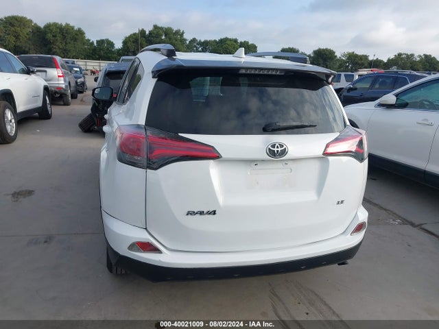 Toyota RAV4 LE 2017 JTMZFREV8HJ124876 Image 16