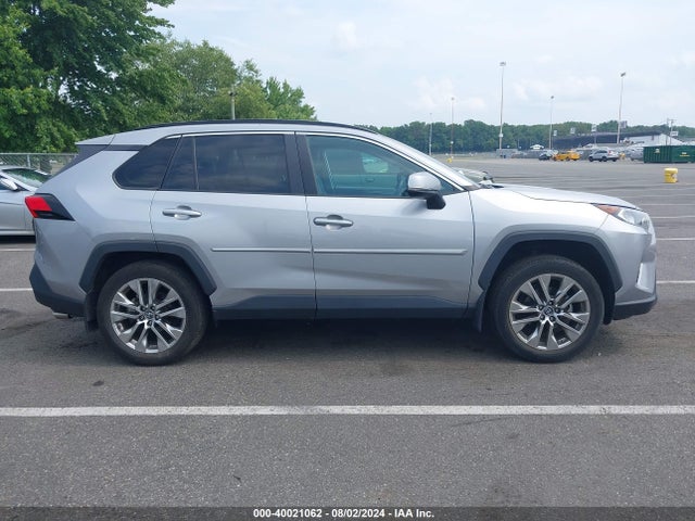 Toyota Rav4 Xle Premium 2019 2T3A1RFV3KC058287 Image 13