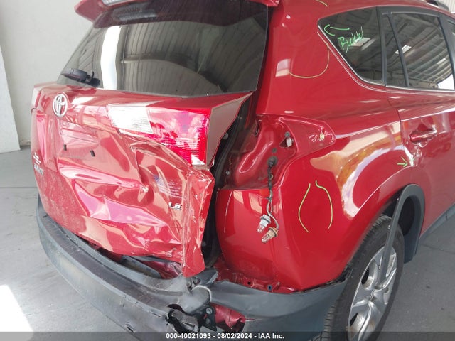 Toyota RAV4 LE 2014 JTMZFREV8EJ004961 Image 6