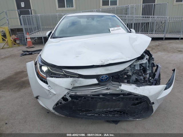Toyota Corolla Hybrid Le 2022 JTDEAMDE2N3000930 Image 12