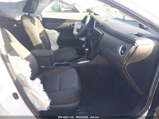 Toyota COROLLA LE 2018 5YFBURHE4JP795191 Image 5