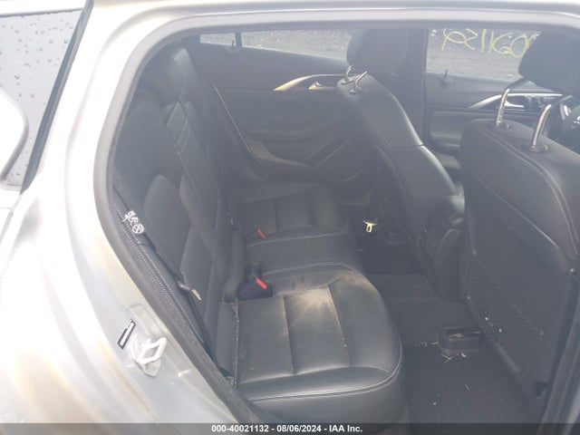 SJKCH5CRXHA031563 Infiniti Qx30 Premium