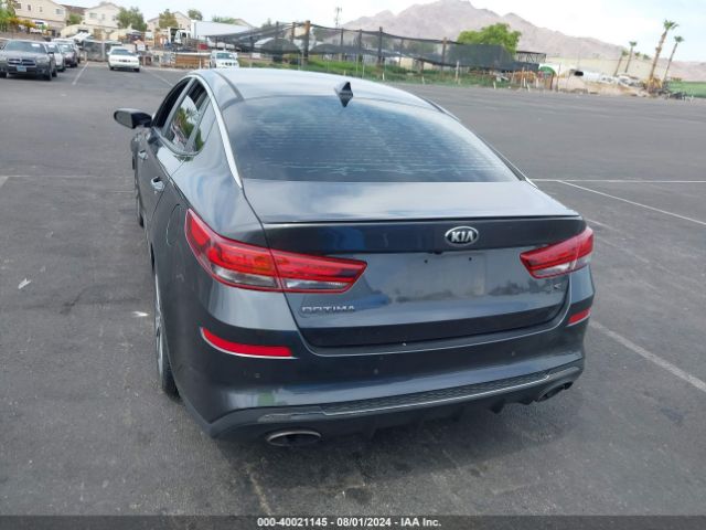5XXGT4L38KG280027 KIA Optima S