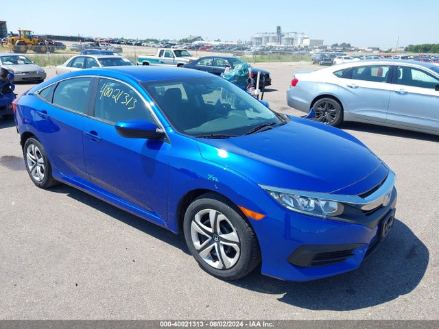 Aukcja sprzedaży 2018 Honda Civic Lx, vin: 19XFC2F58JE043168, numer aukcji: 40021313