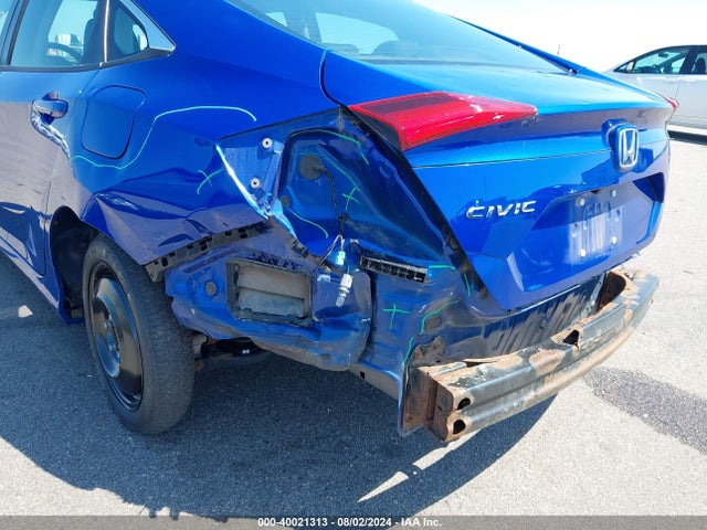 Aukcja sprzedaży 2018 Honda Civic Lx, vin: 19XFC2F58JE043168, numer aukcji: 40021313