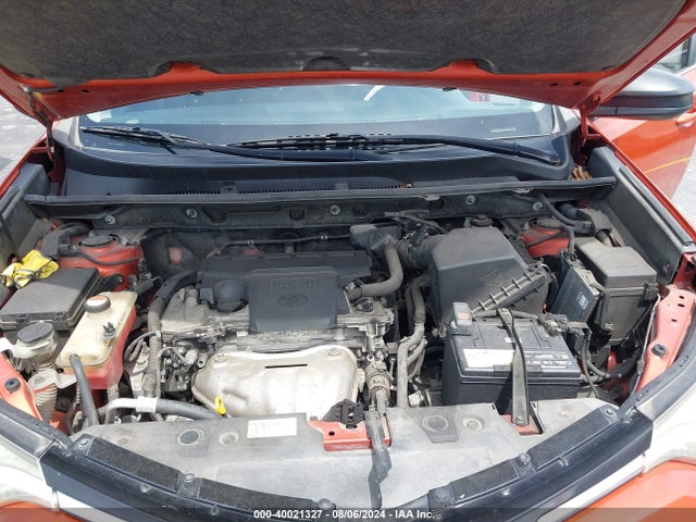 Toyota RAV4 LE 2016 JTMZFREV7GJ086863 Image 10
