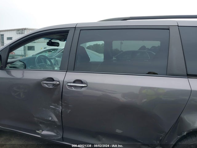 Toyota Sienna Xle 8 Passenger 2015 5TDYK3DC0FS644431 Image 14