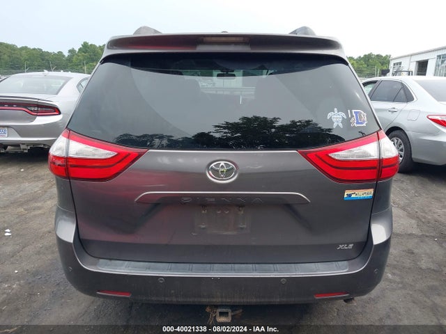 Toyota Sienna Xle 8 Passenger 2015 5TDYK3DC0FS644431 Image 16