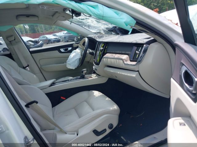 YV4102RK5M1886043 Volvo Xc60 T5 Momentum