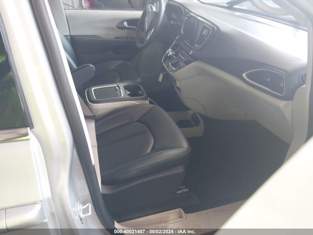 2C4RC1BG9RR146477 Chrysler Pacifica Touring L