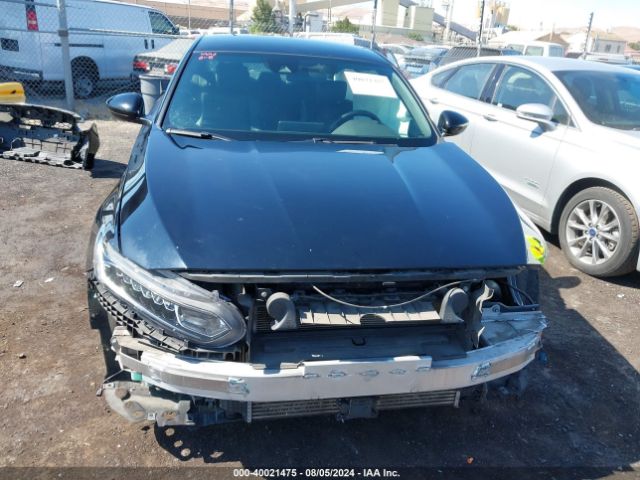 1HGCV1F33JA068781 Honda Accord Sport