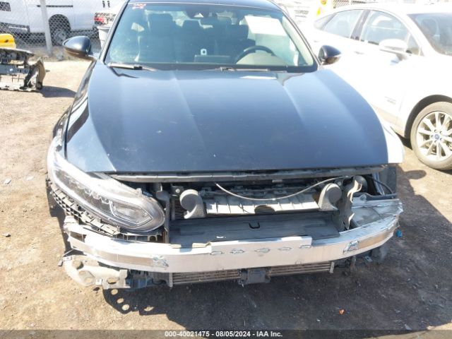 1HGCV1F33JA068781 Honda Accord Sport