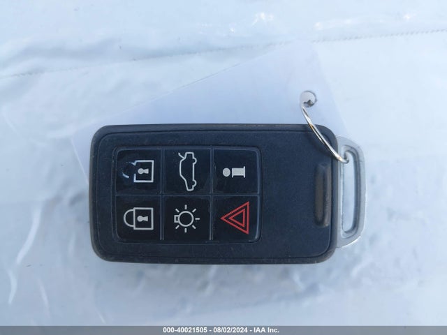 YV126MFC8F1318770 Volvo S60 T5 Premier Plus
