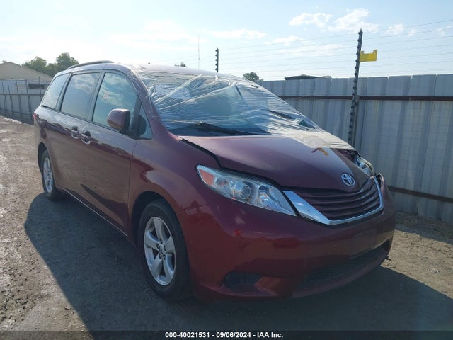 Toyota Sienna Le 8 Passenger 2015 5TDKK3DC8FS583996 main image