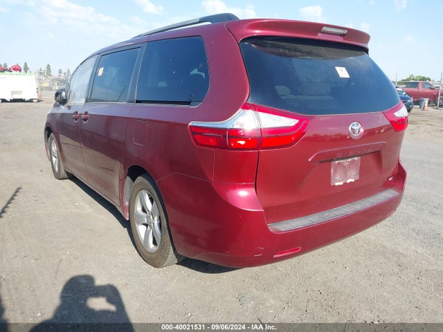 Toyota Sienna Le 8 Passenger 2015 5TDKK3DC8FS583996 Image 3