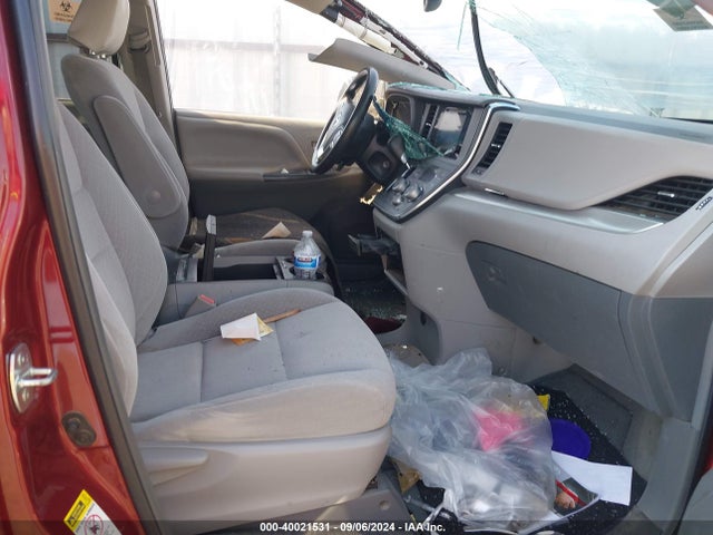Toyota Sienna Le 8 Passenger 2015 5TDKK3DC8FS583996 Image 5