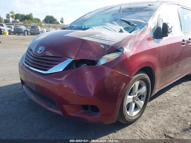 Toyota Sienna Le 8 Passenger 2015 5TDKK3DC8FS583996 Image 6