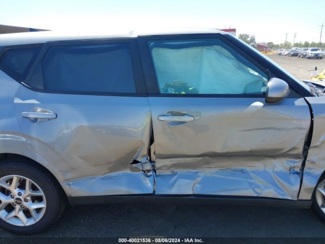 KNDJ23AU4N7827130 KIA SOUL LX
