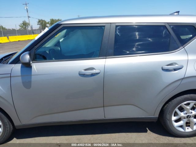 KNDJ23AU4N7827130 KIA SOUL LX
