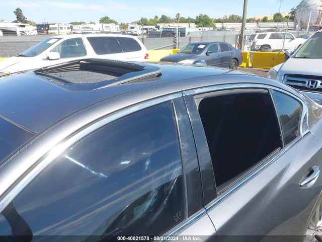 JN1EV7AR8JM442681 Infiniti Q50 3.0t Luxe