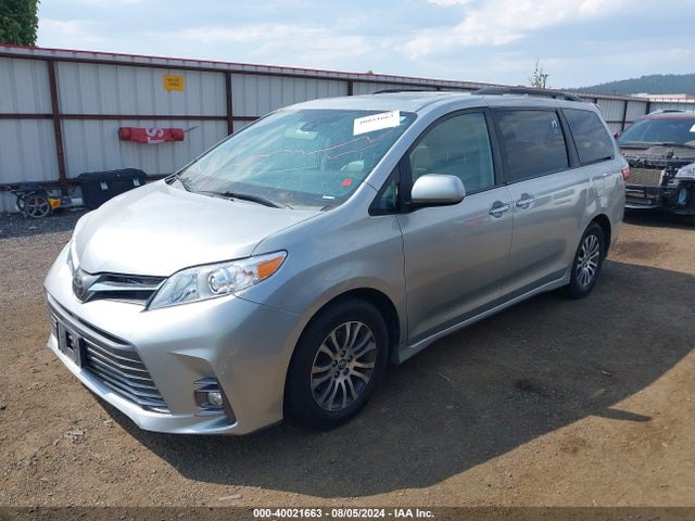 Toyota Sienna Xle 8 Passenger 2019 5TDYZ3DC2KS009281 Image 2