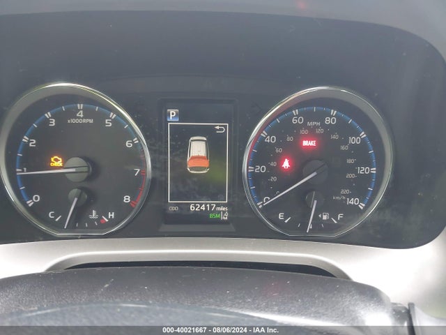 Toyota Rav4 Limited 2018 JTMYFREV1JD133368 Image 7