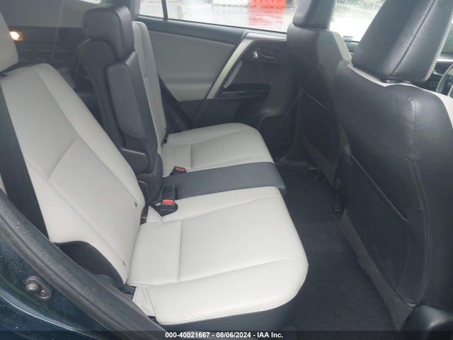 Toyota Rav4 Limited 2018 JTMYFREV1JD133368 Image 8