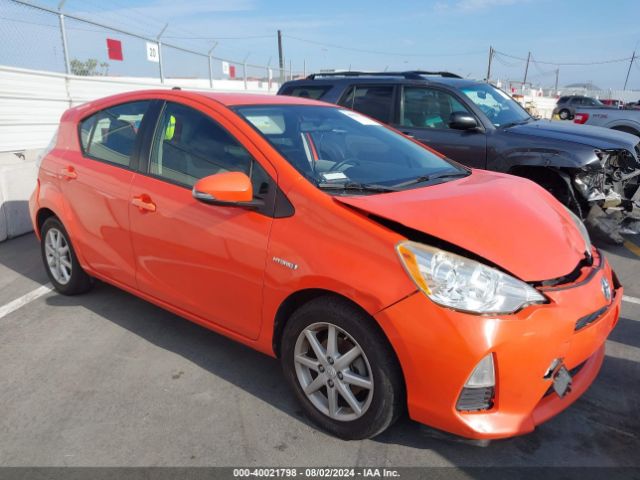JTDKDTB32E1067903 Toyota Prius C Three