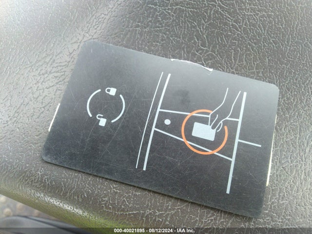 2023 TESLA MODEL Y 7SAYGDEF8PF967702 Photo 10