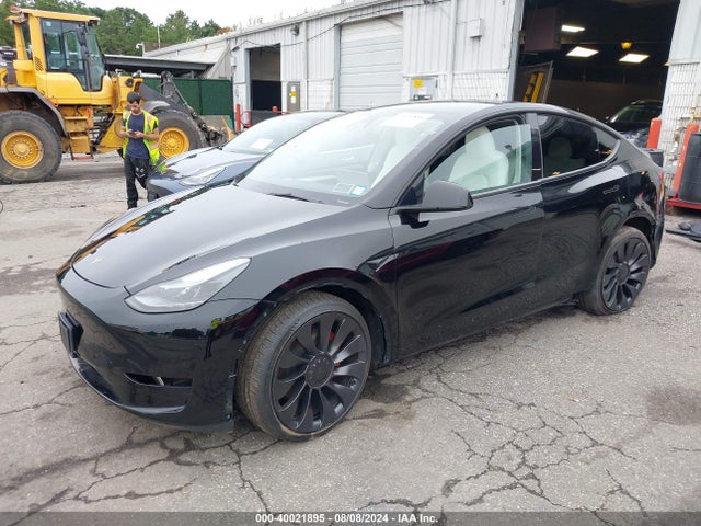 2023 TESLA MODEL Y 7SAYGDEF8PF967702 Photo 1