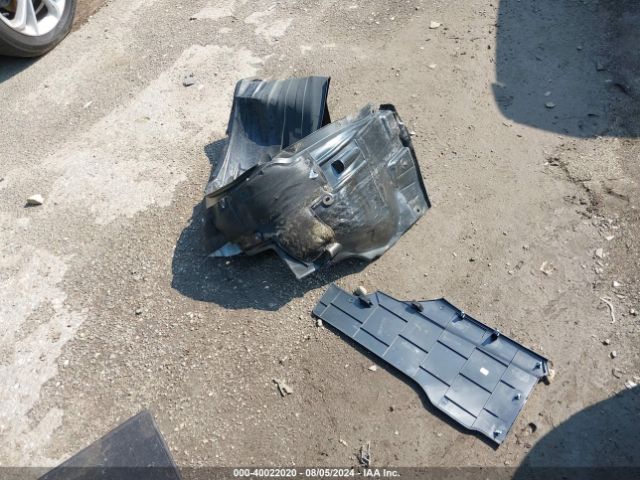 19XZE4F98NE013423 Honda Insight Touring