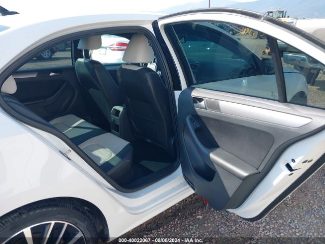 3VWD17AJ3GM409418 Volkswagen Jetta 1.8t Sport