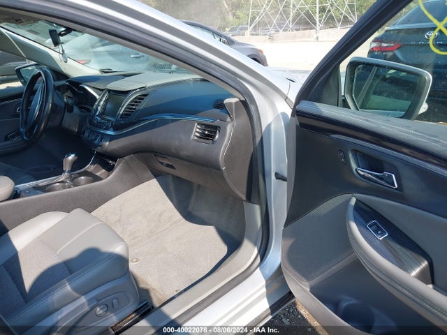 Chevrolet IMPALA 1LT 2018 1G1105SA7JU131341 Image 5