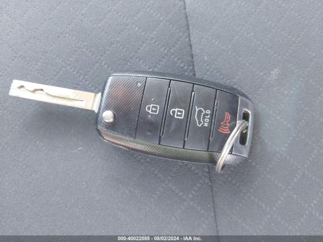 5XYPGDA57KG486394 KIA Sorento 3.3l Lx