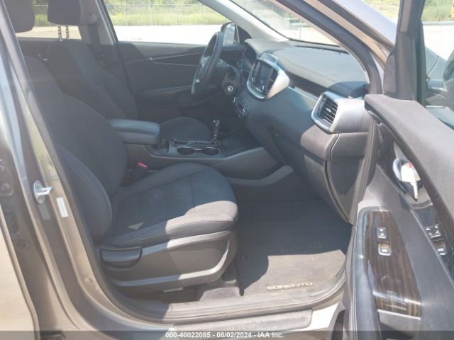 5XYPGDA57KG486394 KIA Sorento 3.3l Lx