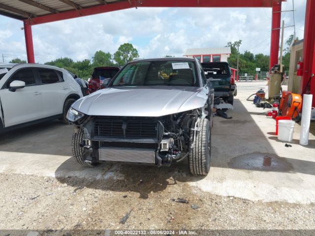 WA1EAAFY6N2076298 Audi Q5 Premium Plus 45 Tfsi S Line Quattro S Tronic