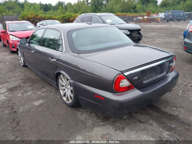 2008 JAGUAR XJ SAJWA82BX8SH27543 Photo 2