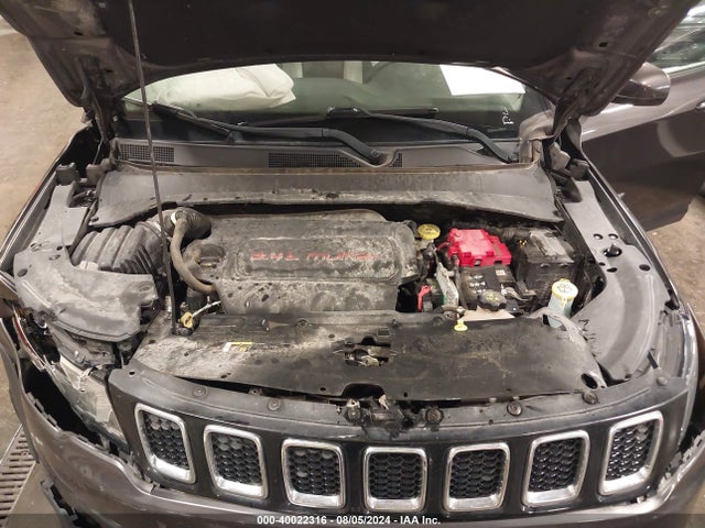 3C4NJDBB2KT735870 Jeep Compass Latitude 4x4