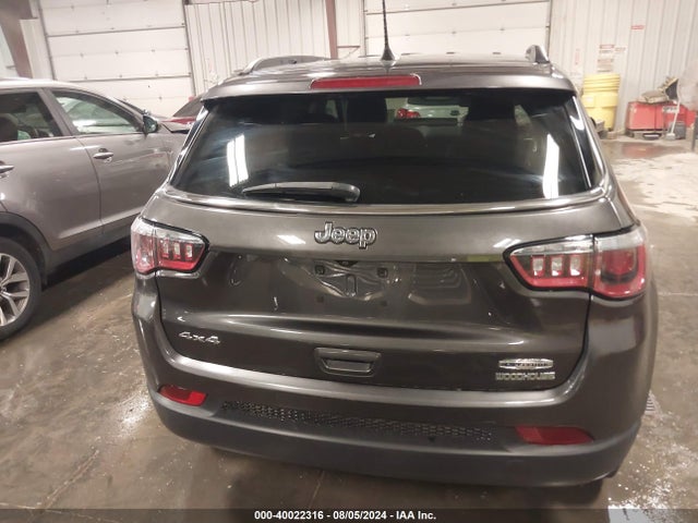 Jeep Compass Latitude 4x4 2019 3C4NJDBB2KT735870 Image 16