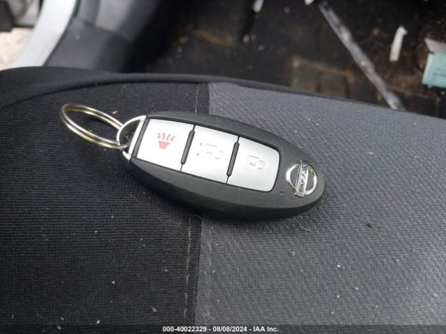 JN1BJ1CR3KW631141 Nissan Rogue Sport Sv